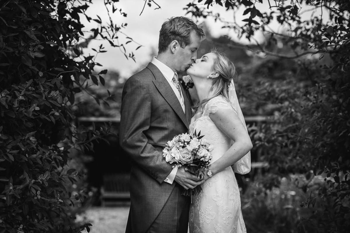 Michelham-Priory-Barn-Wedding (48 of 108)