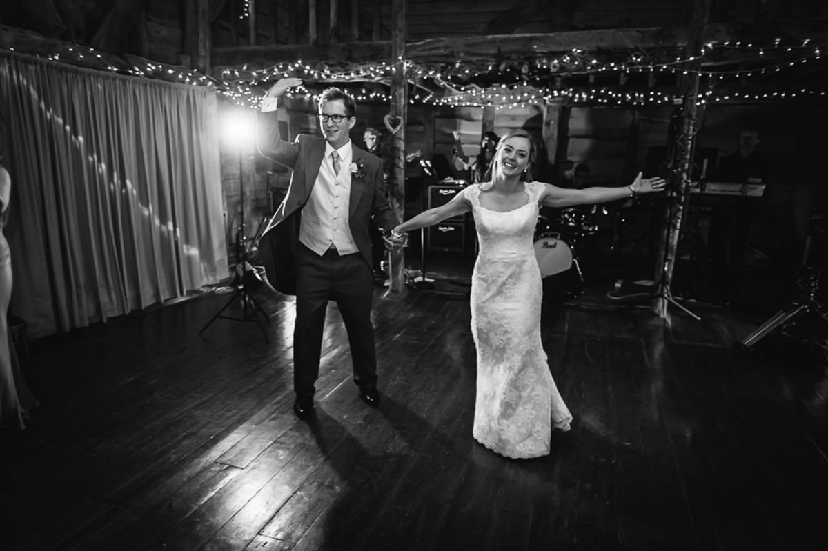 Michelham-Priory-Barn-Wedding (95 of 108)